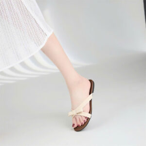 Dép nữ Moonn quai chéo thắt nơ cách điệu xinh xắn