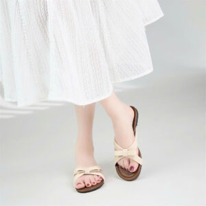 Dép nữ Moonn quai chéo thắt nơ cách điệu xinh xắn