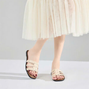 Dép nữ Moonn đế bệt quai đan chéo mềm mại