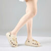 Dép nữ Moonn sandal clog đế eva siêu nhẹ, mềm dẻo